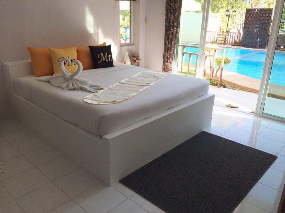 Charm Resort Cha-Am Buitenkant foto
