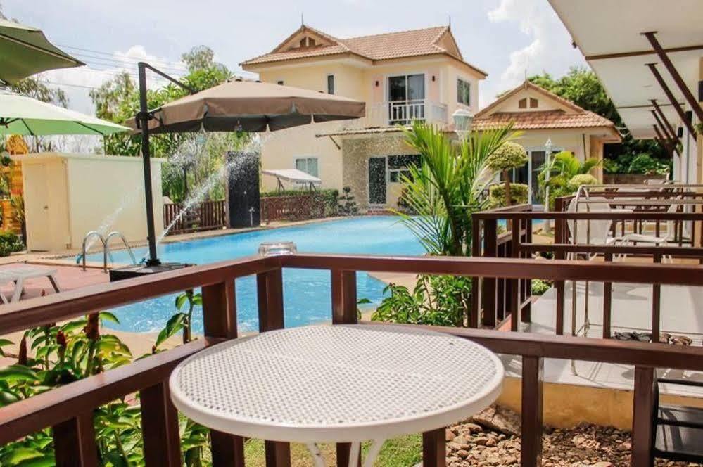 Charm Resort Cha-Am Buitenkant foto