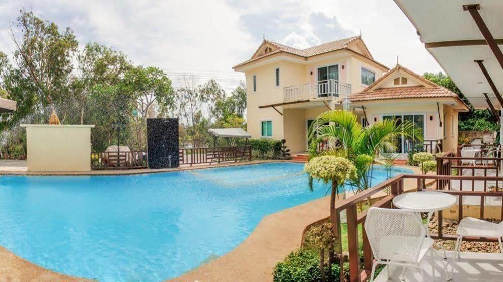 Charm Resort Cha-Am Buitenkant foto